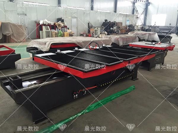 如何正確使用數(shù)控送料機(jī)？